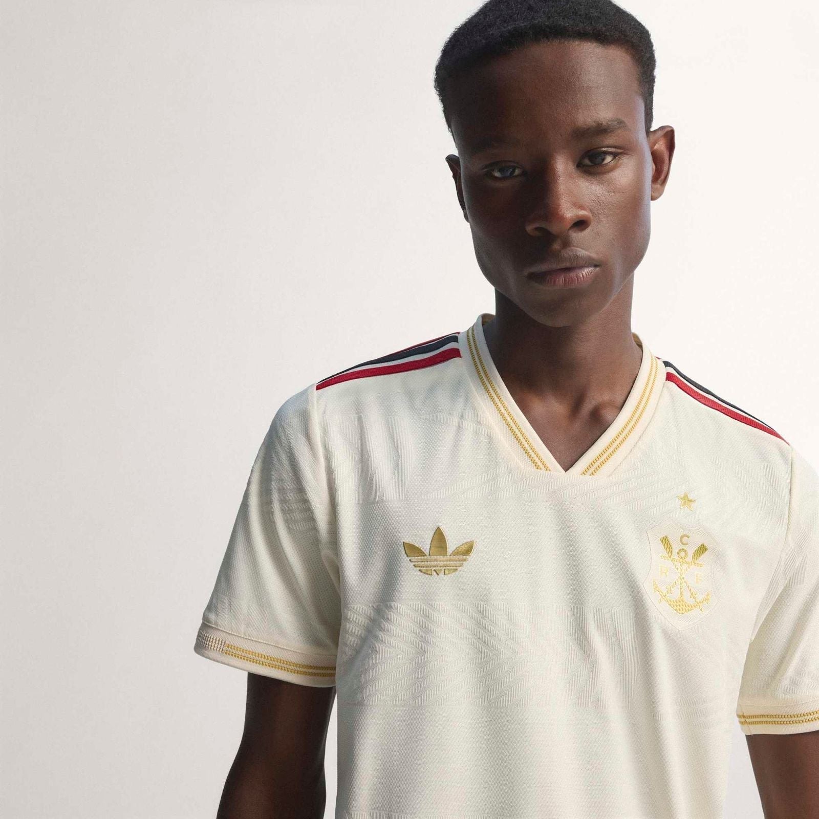 Manto Flamengo Jogo 3 Adidas 2025 – Versão Autêntica